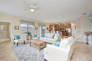 Exquisite Pool Home with Game Room-1439RFD - Davenport - 0