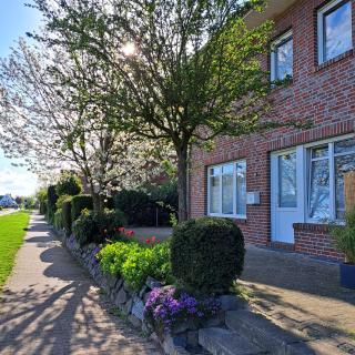 Seeliebe, 300 Meter zum Wasser, mit Terrasse und Garten - 0