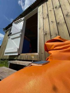 Shepherds Hut - Brecon Beacons - 5