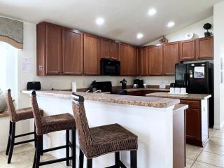Cozy 4 Bed 3 Bath Pool Hm with Game Room-4450NP - 6