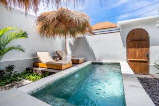 Wooden Wave Villa by Marigold - Canggu - 6