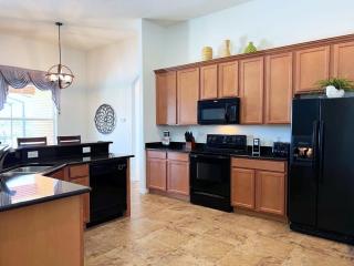 Lakeside 5Bd Pool Hm Spa Gm Watersng-237YS - 5