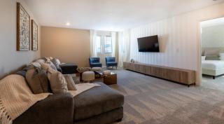 Family Fun 7 Bed Pool Home with Game Room-840DSD - 3