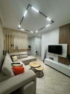 Pau's Daily Apartment - Tirana - 7