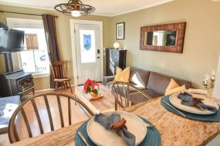 Gas Fireplace Front Patio & Parking Spot - Provincetown - 1