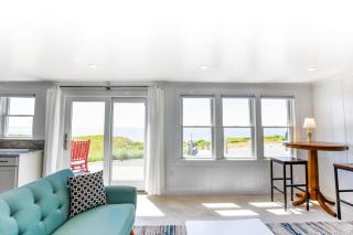 Ocean Views Steps to Private Beach A C - 4