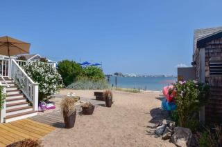 Renovated Oceanfront Penthouse - Provincetown - 7