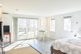 East End Condo w Beach Access - Provincetown - 8