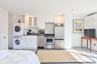 East End Condo w Beach Access - Provincetown - 9