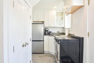Condo w Beach Access & Water Views - Provincetown - 5