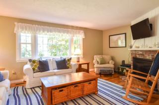 Hot Tub Central A C Dog Friendly - Eastham - 1