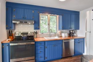 Marsh Front Home w Sweeping Views - 7