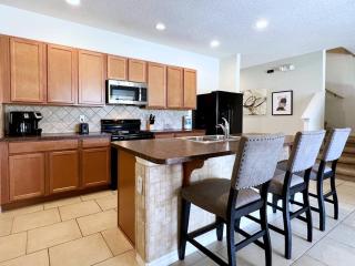 Amazing 4BR Resort Townhome w Splash Pool-4686TD - Davenport - 6