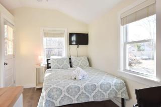 Dreamy Cottage for Two Close to Beaches - Eastham - 6