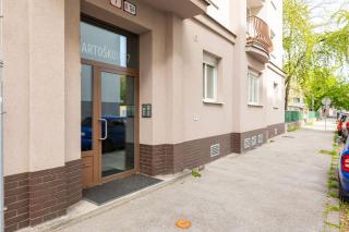 Tranquil Haven: Old Town Proximity - Bratislava - 7