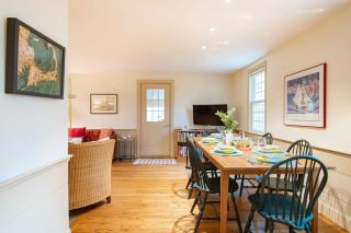 Fantastic Home by Eldridge Park - Orleans - 6