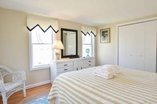 Lovely Home Near Bike Path Dog Welcome! - Chatham - 1
