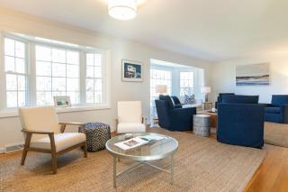 Gorgeous Home with Game Room Dog Welcome - 3