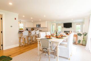 Great Chatham Location Near Beach - Chatham - 5