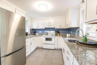 5 Min Walk to Red River Beach - Harwich - 3