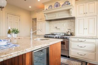 Elegant Chatham Home steps to Hardings Beach Dog Friendly - Chatham - 2