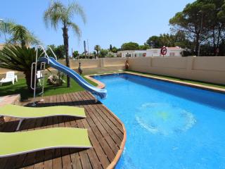 Casa con Piscina Privada, Cerca del Mar, WiFi Gratis, A/A Opcional, Mascotas Bienvenidas - ES-184-59 - Deltebre - 3