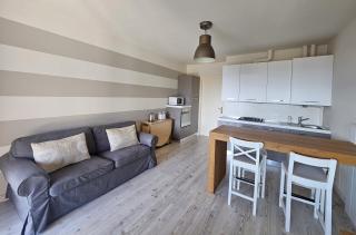 Viky's Apartment-by Goccia di Lago - 8