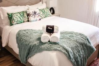 Sojourn Beachside Hideaway 2 BR - Norfolk - 9