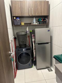 Skynest Residences, 10th floor, Room 1017. - Nairobi - 5