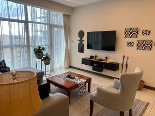 Skynest Residences, 10th floor, Room 1017. - Nairobi - 4