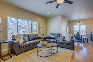 4BD Westside Vacation Home w Space & Flexibility - Colorado Springs - 8