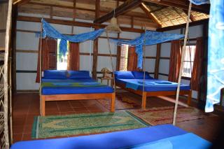 Palm Beach Bungalow Resort - 8
