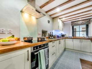Blacksmiths Cottage - Pembroke - 3