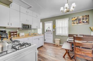 Extended Stays Close to Broadmoor Ft Carson USAFA - 1