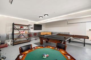 Event Epicenter Heated Pool Game Room Near Stadium - 6