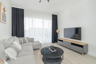 Family Apartment in Poznań with 2 Parking Spaces, 3 Bedrooms and Balcony by Noclegi Renters - Poznań - 3
