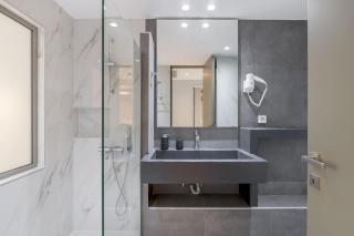 The HostMaster Deluxe Suite - Atene - 5