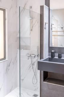 The HostMaster Deluxe Suite - Atene - 2