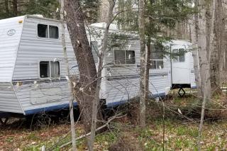 Crystal Camper 2 Bedroom Large RV w/Wooded Trail - 6