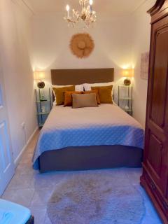 Apartment im Steyr Zentrum, ruhig, Parkplatz, Terasse, 2 Schlafzimmer, WLAN - Steyr - 9