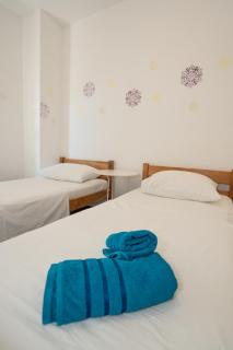 Walerie Apartments close to Center - Novalja - 0