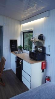 Lydia's Lodge by Tiny Away - - 6