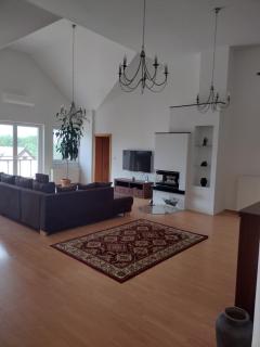 Rezident consult s.r.o. - 0