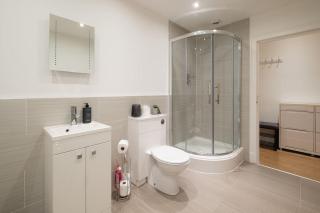 2 Bed 2 Bath Spacious Apartment in Central Aberdeen - Aberdeen - 3
