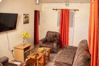 Hilda's place - Embu - 8