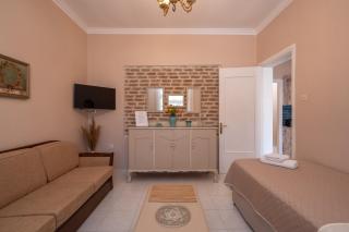Patriko Retro House - Fourka - 1