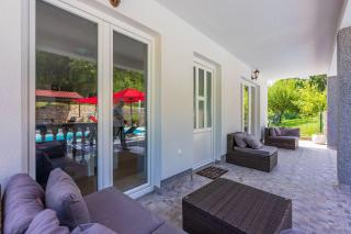 Schöne Ferienwohnung mit Pool und Spielplatz für Kinder - Bribir - 3