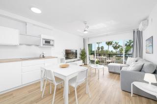 Amazing Carihuela View & Parking - Torremolinos - 3