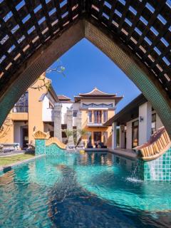 YiZen Boutique Phutara 5 Bedroom Villa - 9