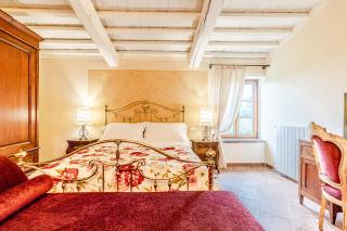 CHÂTEAU LA SIROQUE - Montecatini Val di Cecina - 2